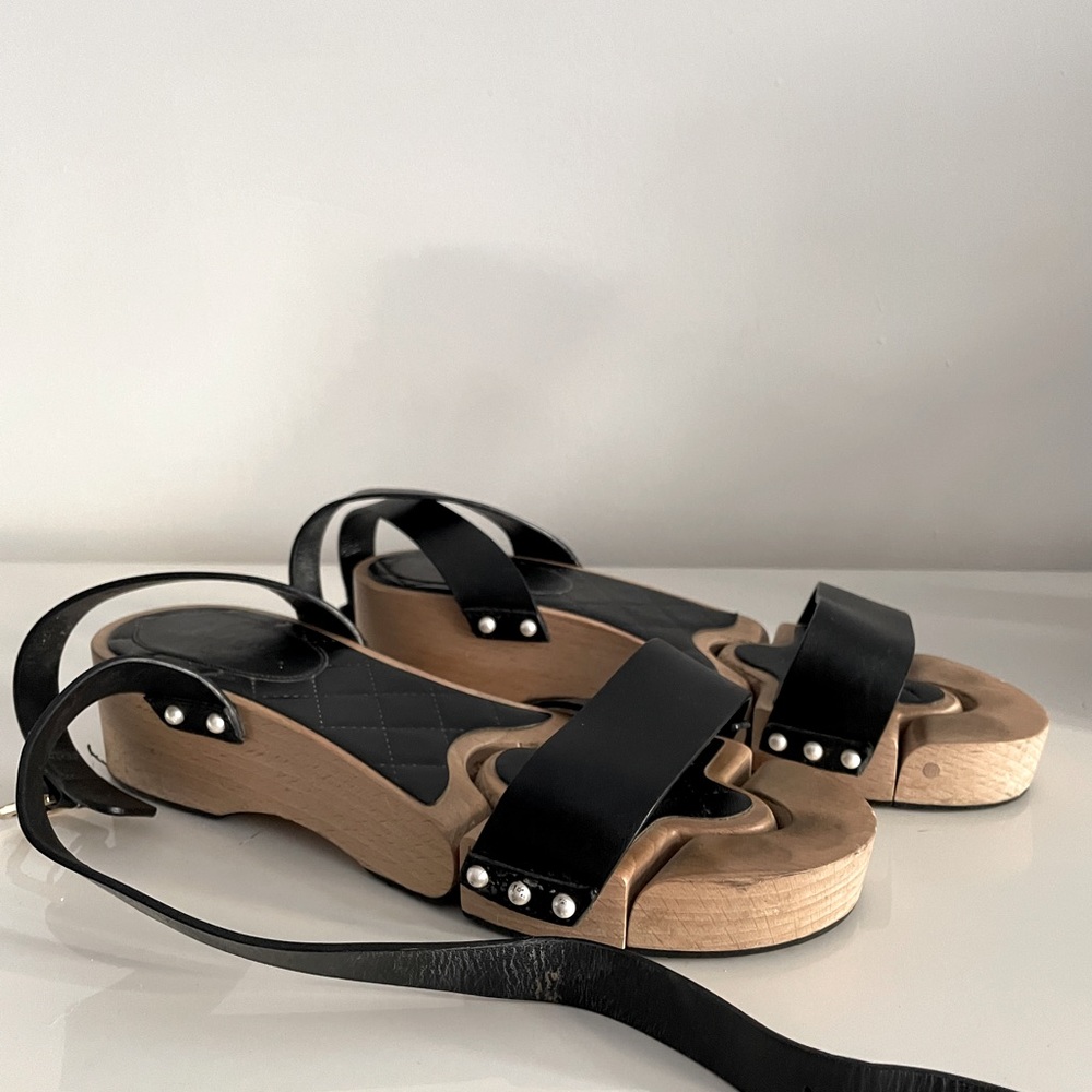 Chanel clog strap sandals in black leather